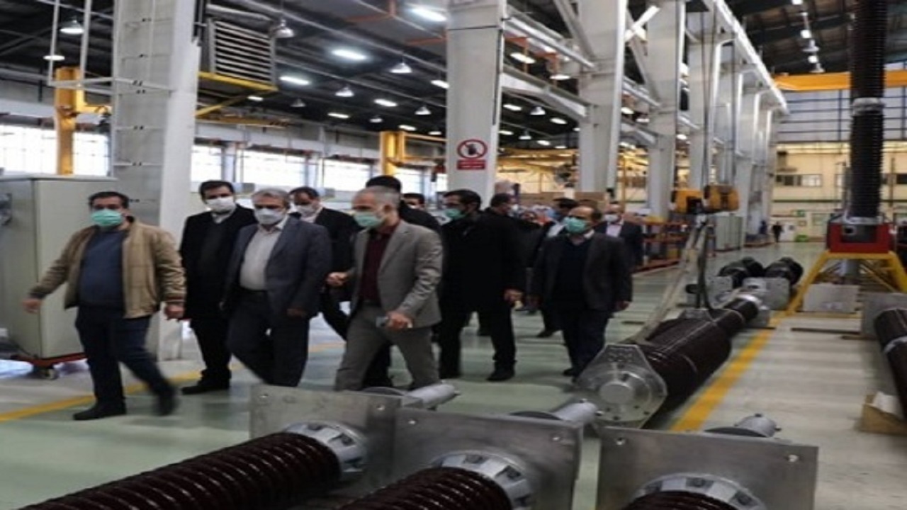 سیاست این وزارتخانه جلوگیری از خام فروشی است
