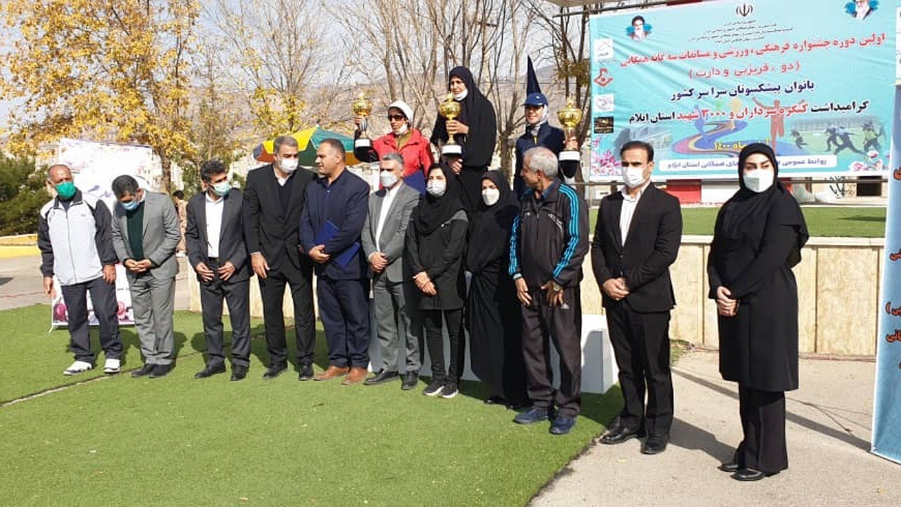 بانوان پیشکسوت کرمانی بر سکوی سوم مسابقات سه گانه کشور