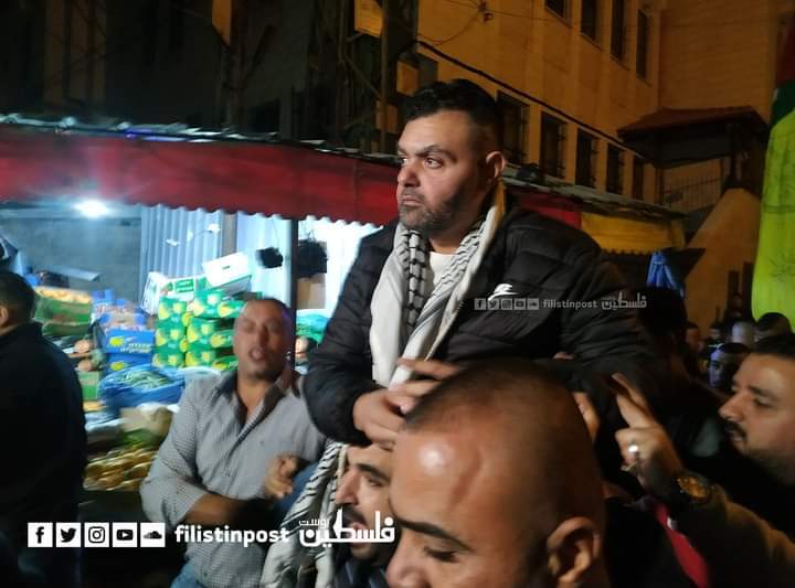 تصاویر آزادی اسیر فلسطینی پس از ۱۷ سال اسارت 04