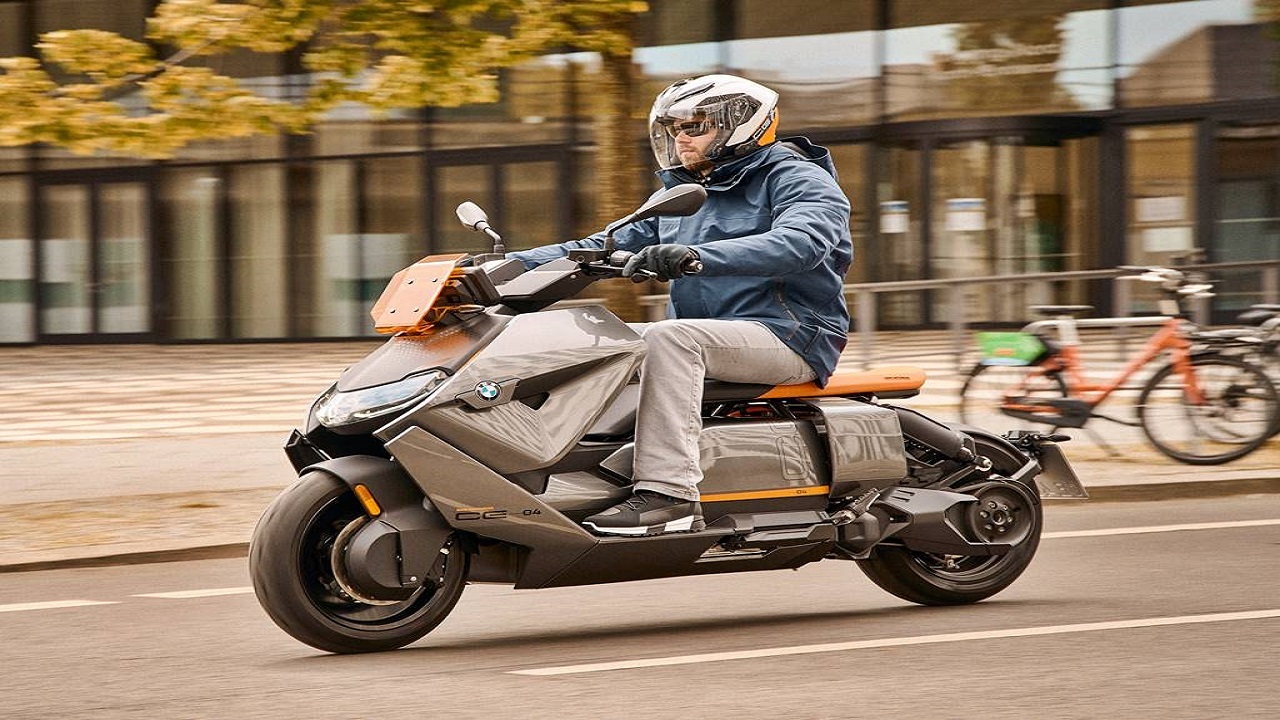 غول خودروسازی BMW از یک موتور الکتریکی رونمایی کرد