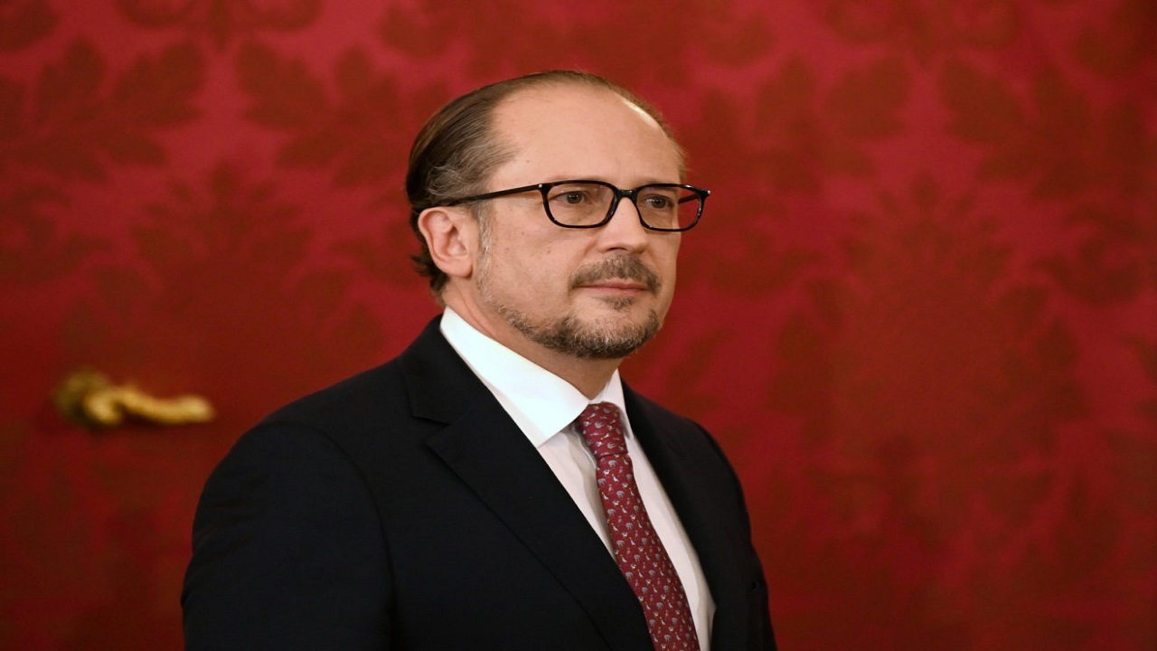 دولت اتریش واکسیناسیون کرونا را اجباری کرد