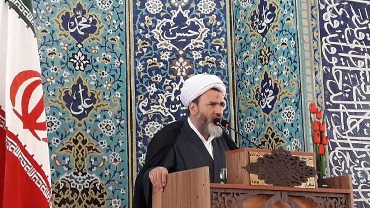 بسیج نماد اقتدار کشور است