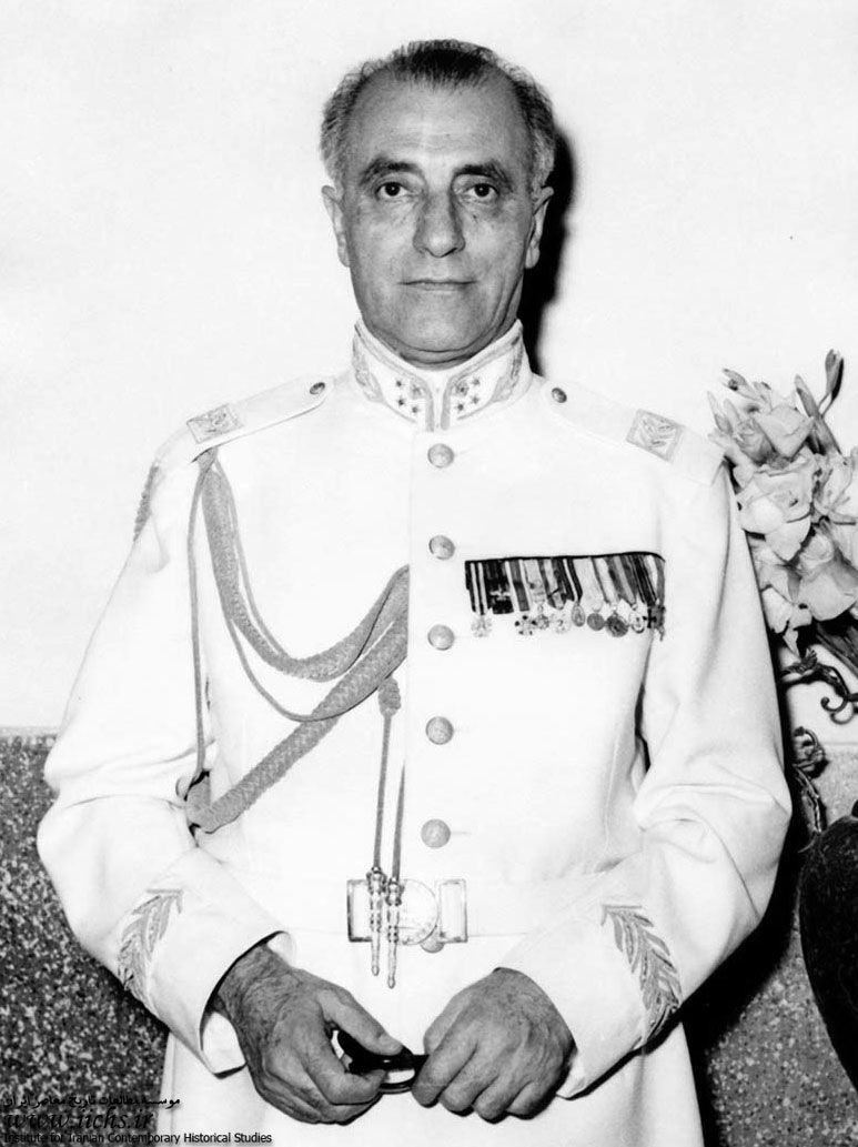 تفاوت اردشیر زاهدی با دیگر رجال پهلوی/ مردی که در دشمنی با انقلاب هرکاری نکرد!