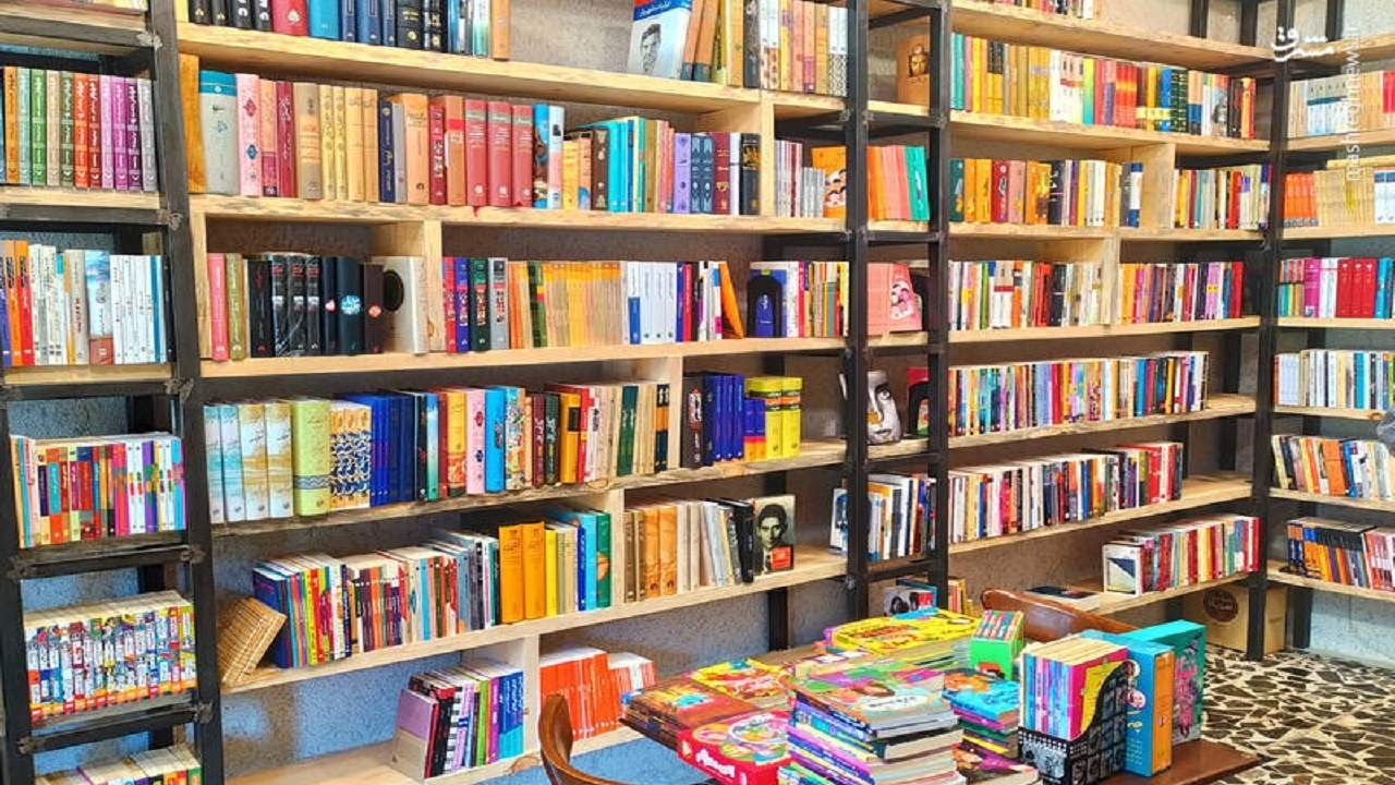 آغاز طرح پاییزه کتاب با مشارکت ۵۳ کتابفروشی در کردستان