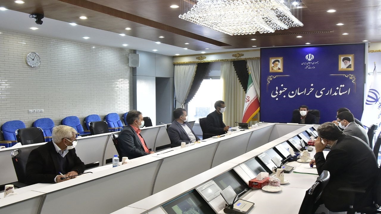 بسیج فرمانداران برای مدیریت کرونا / تیم‌های واکنش سریع تشکیل می‌شود