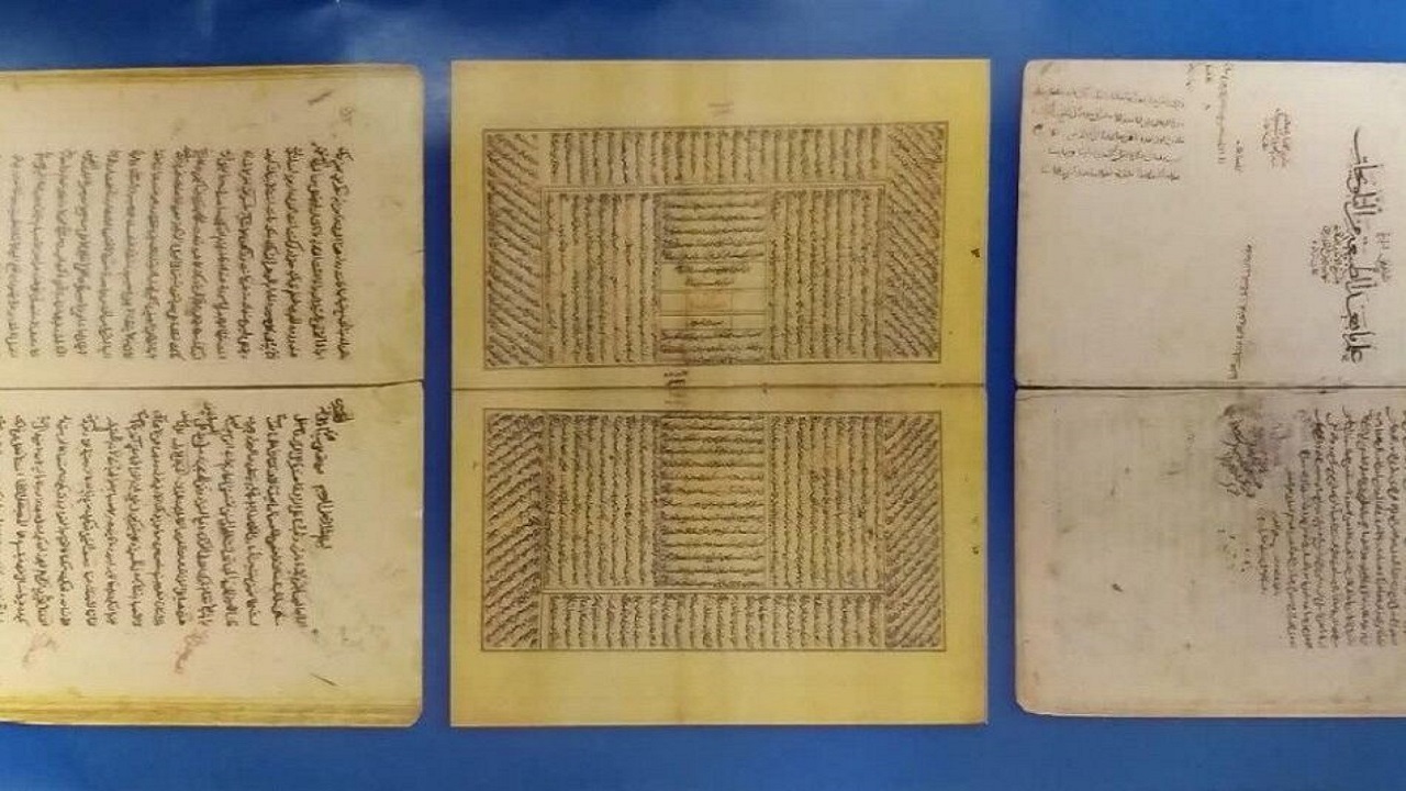 نگهداری از بیش از ۲ هزار نسخه خطی تاریخ اسلام در کتابخانه آستان قدس رضوی