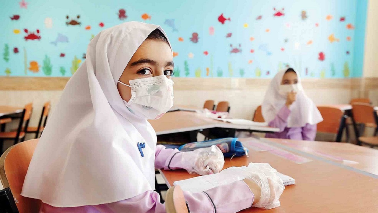 مدارس برای برگزاری آموزش حضوری باید مجوز بگیرند
