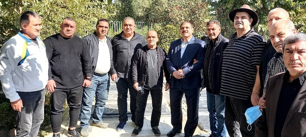 حضور چهره&zwnj;های سرشناس کشتی در مراسم تشییع پیکر استاد سیروس پور