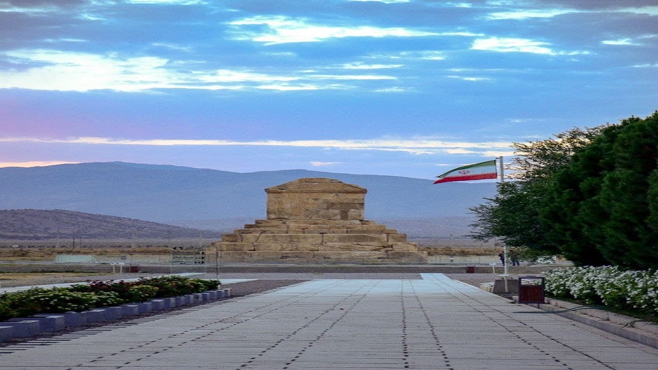 تصاویری از مقبره کوروش در یک نگاه