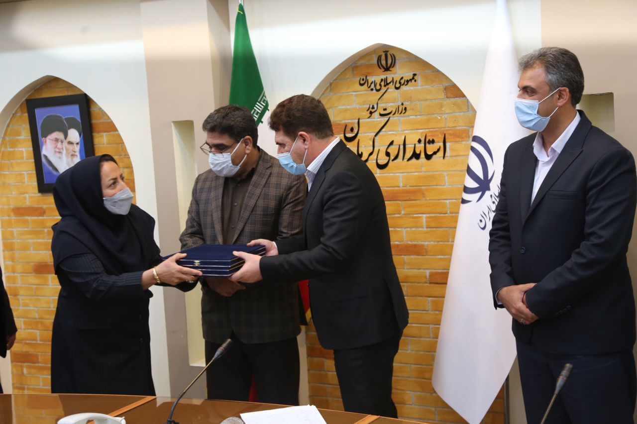 مراسم تجلیل از ادارات برتر ورزش و جوانان شهرستان&zwnj;های استان کرمان