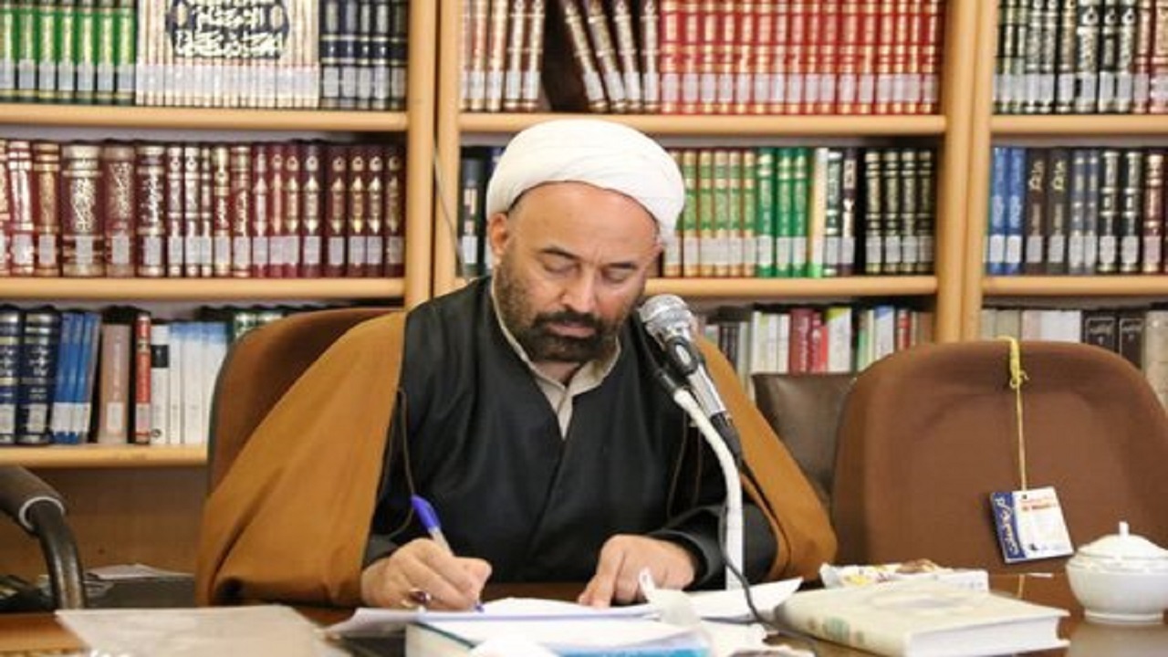 معاونت های پژوهشی مدارس علمیه تقویت شوند