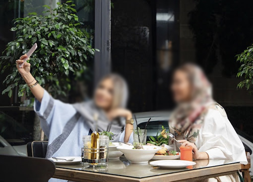 چرا نباید زندگی خصوصی را در شبکه&zwnj;های اجتماعی ریخت؟/درباره زندگی&zwnj;مان آدرس غلط ندهیم