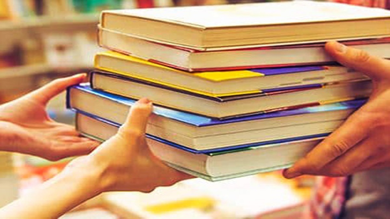 توزیع بیش از ۳ هزار جلد کتاب بین کانون‌های مساجد جنوب فارس