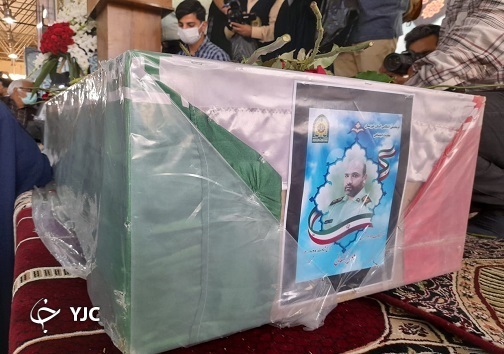 خاکسپاری شهید مدافع امنیت هادی کنعانی