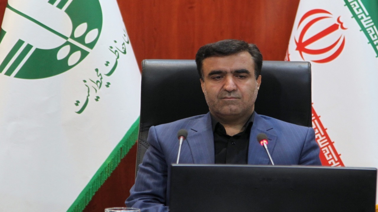 میراث دار آلودگی هوا و کم آبی هستیم/ عمل نکردن به قانون هوای پاک