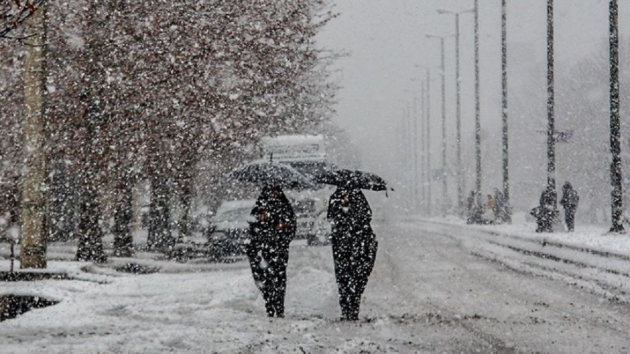پیش بینی رگبار باران همراه با وزش باد و رخداد رعدوبرق در چهارمحال و بختیاری