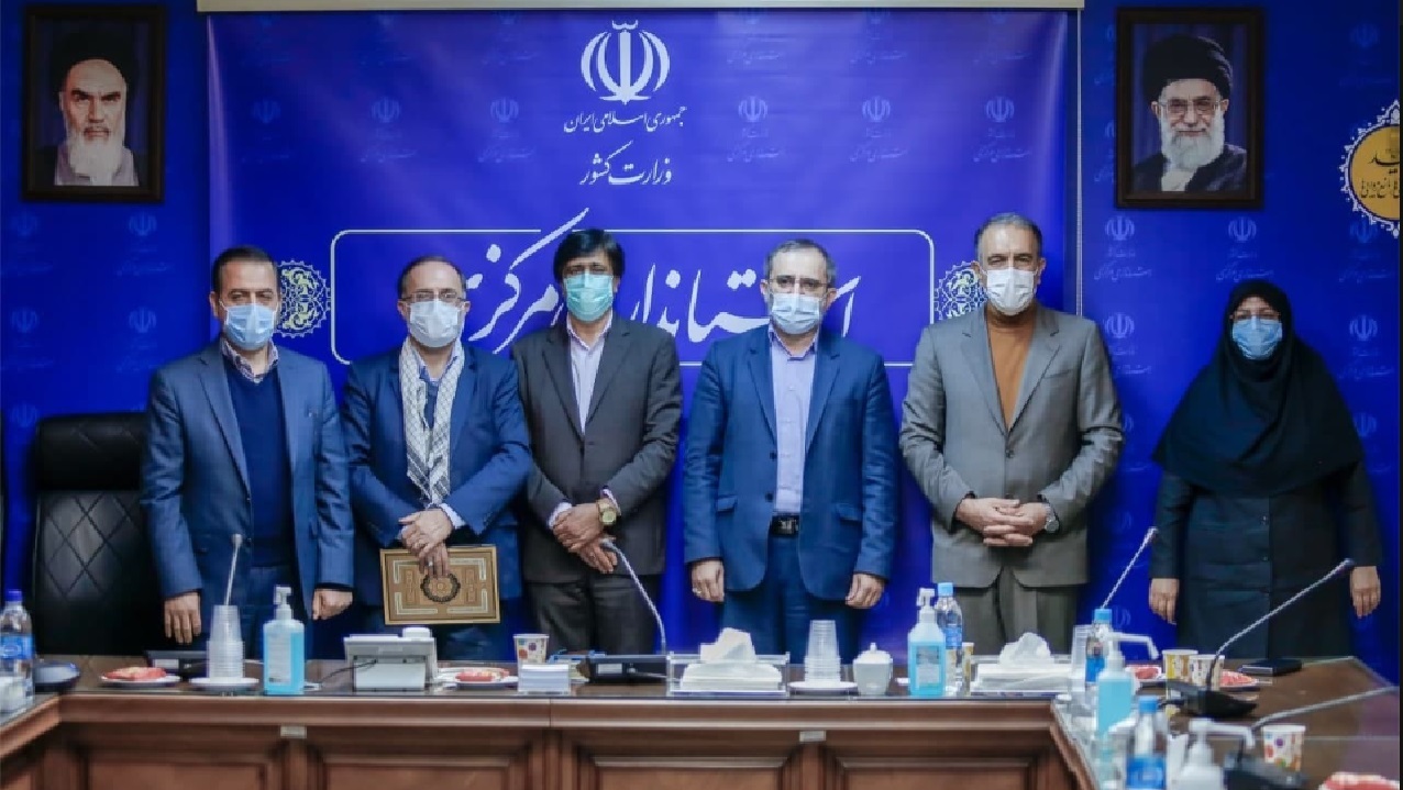 تکریم و معارفه ۲ معاون استاندار مرکزی