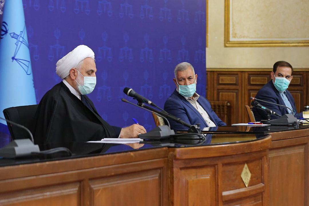 اشکالات و انتقادات خود از قوه قضائیه را برای بهبود عملکرد عدلیه مطرح کنید