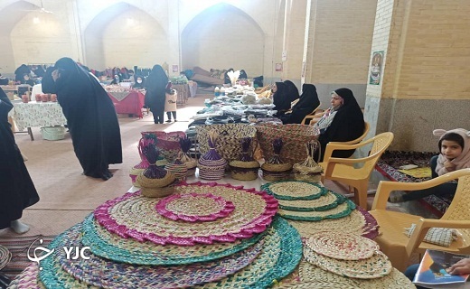 &nbsp;افتتاح نمایشگاه اقتصاد مقاومتی در بافق