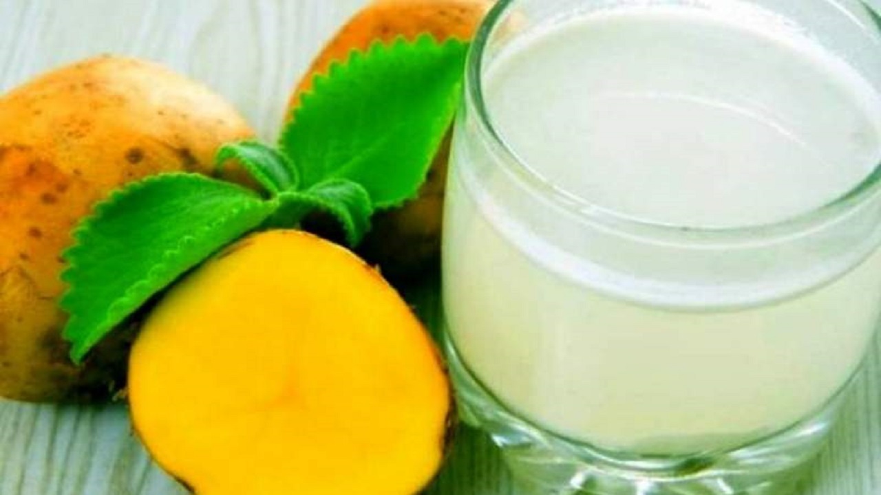 خواص آب سیب زمینی برای پوست