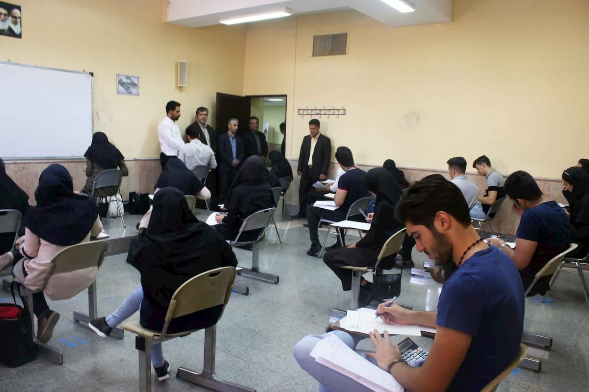 ابهام دانشجویان غیربومی در دو راهی آموزش&zwnj;های حضوری یا مجازی///