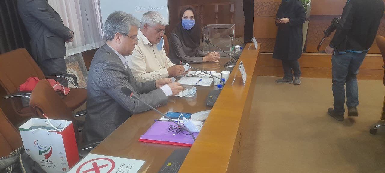 تصاویری از شمارش آرای مجمع عمومی کمیته ملی پارالمپیک تصاویری از شمارش آرای مجمع عمومی کمیته ملی پارالمپیک