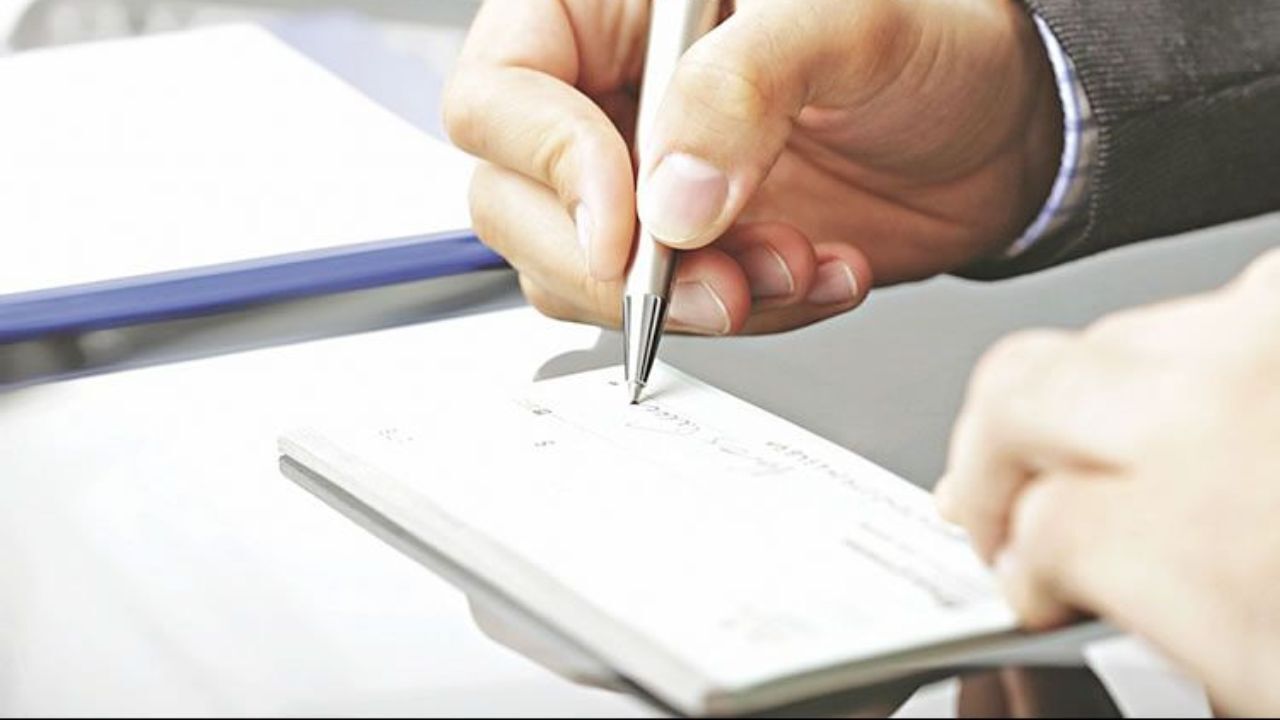 کلاهبرداری ۱۲ میلیارد ریالی در مناطق مختلف کشور