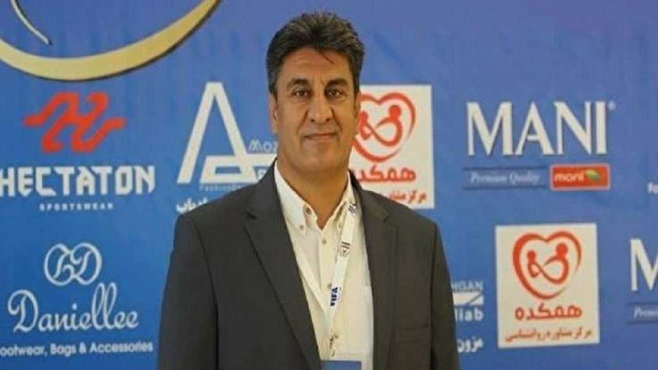 عضو هیئت رئیسه فدراسیون فوتبال در پاسخ به "خوبان عالم": روز خوبی داشته باشید!