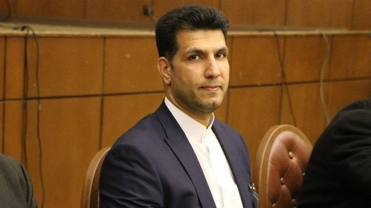 پاکدل: مدیر حقوقی فدراسیون بد عهدی اشتادسازه را پیگیری خواهد کرد/ الله کرم استکی بازیکن بزرگی برای هندبال ایران است