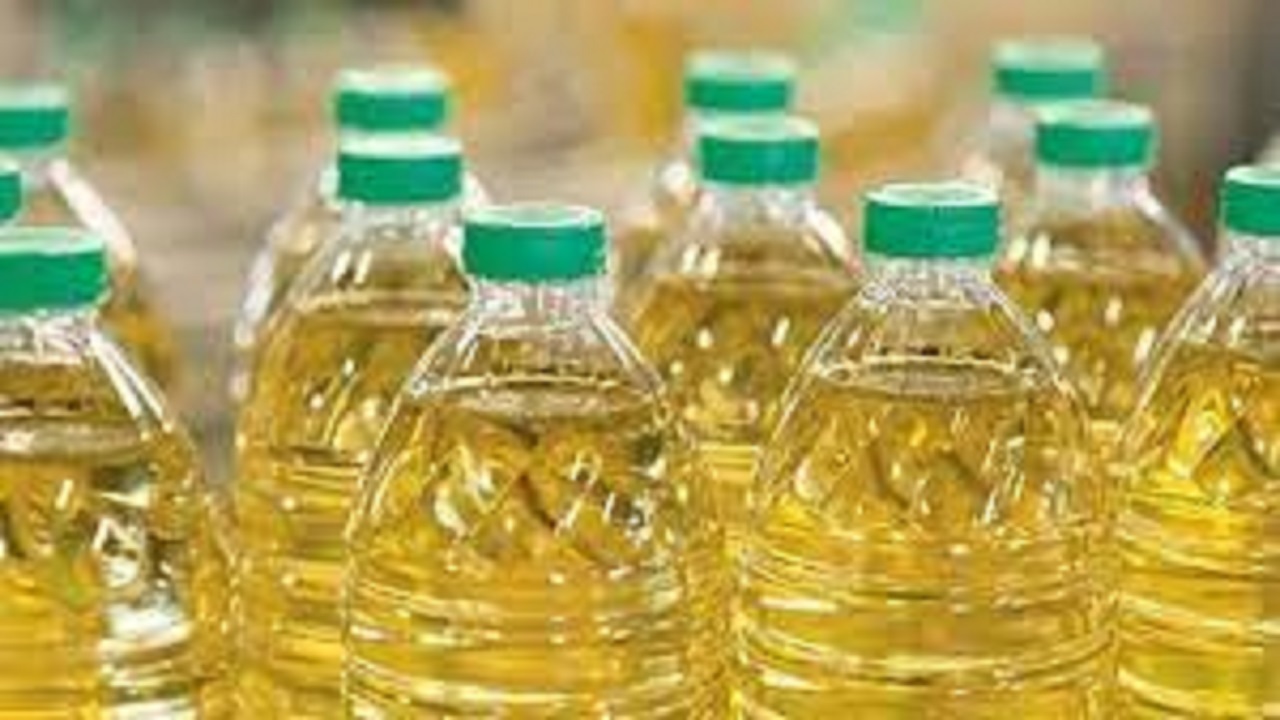 توقیف محموله ۱۵ تنی روغن خوراکی در ایرانشهر