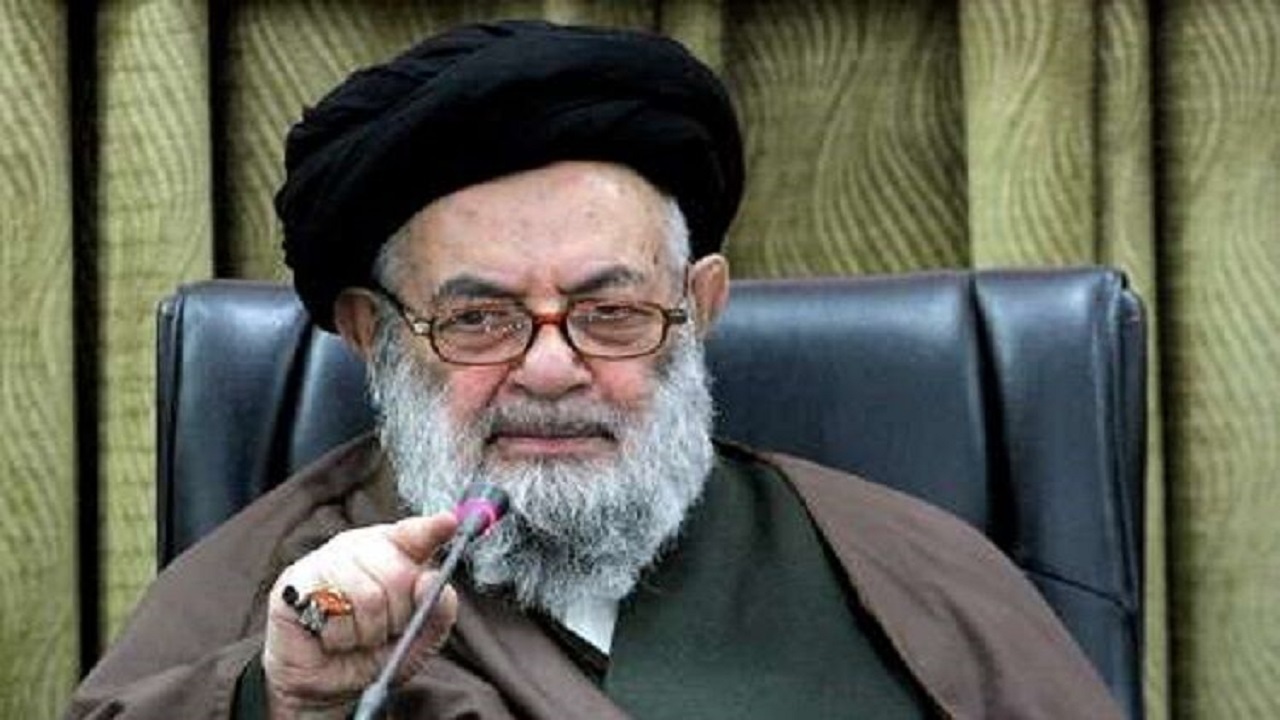 آیت الله فاضلیان یکی از اساتید اخلاق و عرفان بود