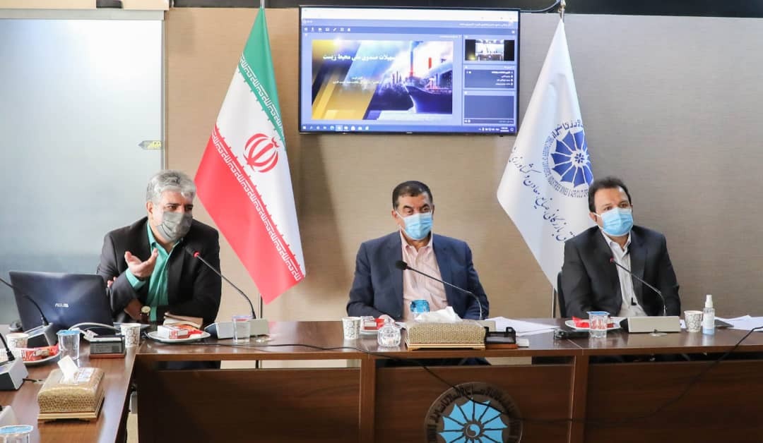 بخش اقتصاد را نمی‌شود با شعار مدیریت کرد / پیشنهاد‌های اقتصادی استان در سفر دولت به فارس دیده نشد