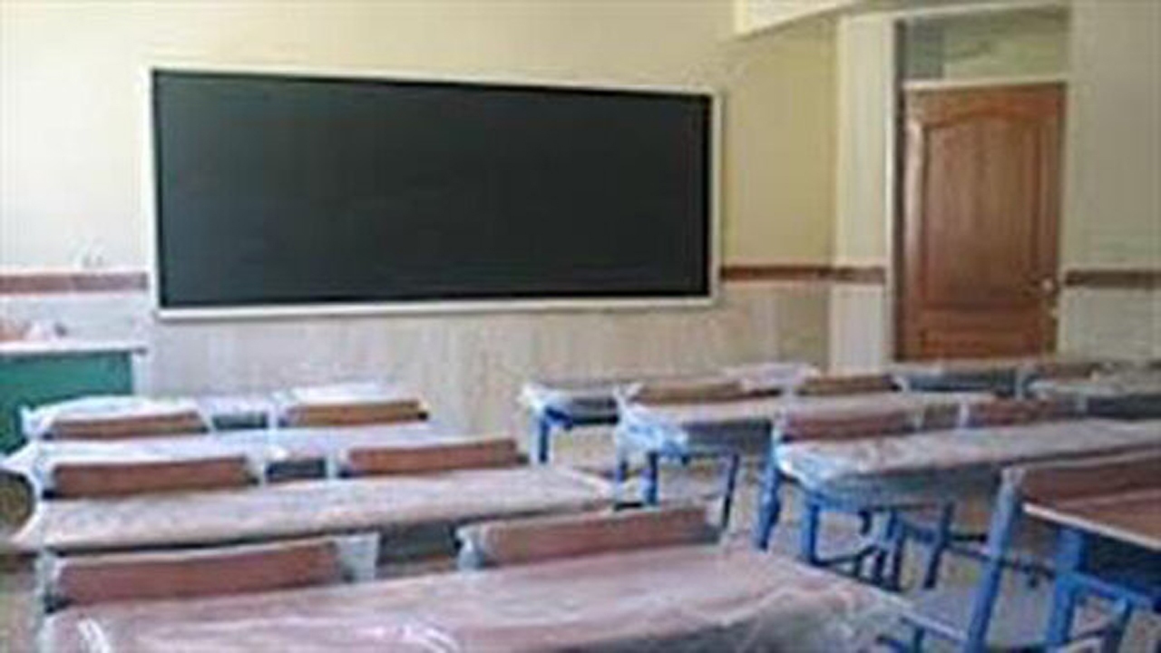 آموزش حضوری دانش آموزان به شرط واکسیناسیون
