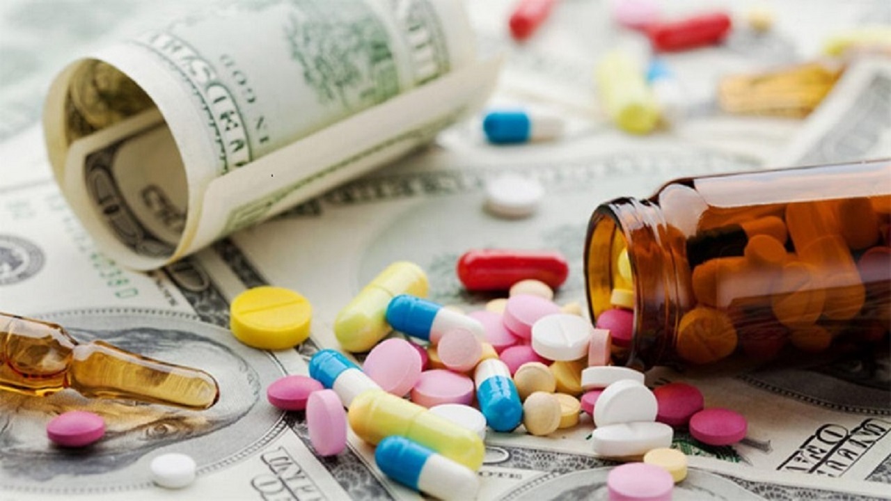کاهش قیمت دارو با تغییر رویه تخصیص ارز