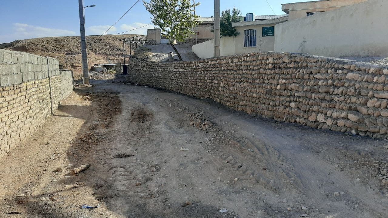 آسفالت مهم ترین خواسته روستایی در قزوین + تصاویر آسفالت مهم ترین خواسته روستایی در قزوین + تصاویر