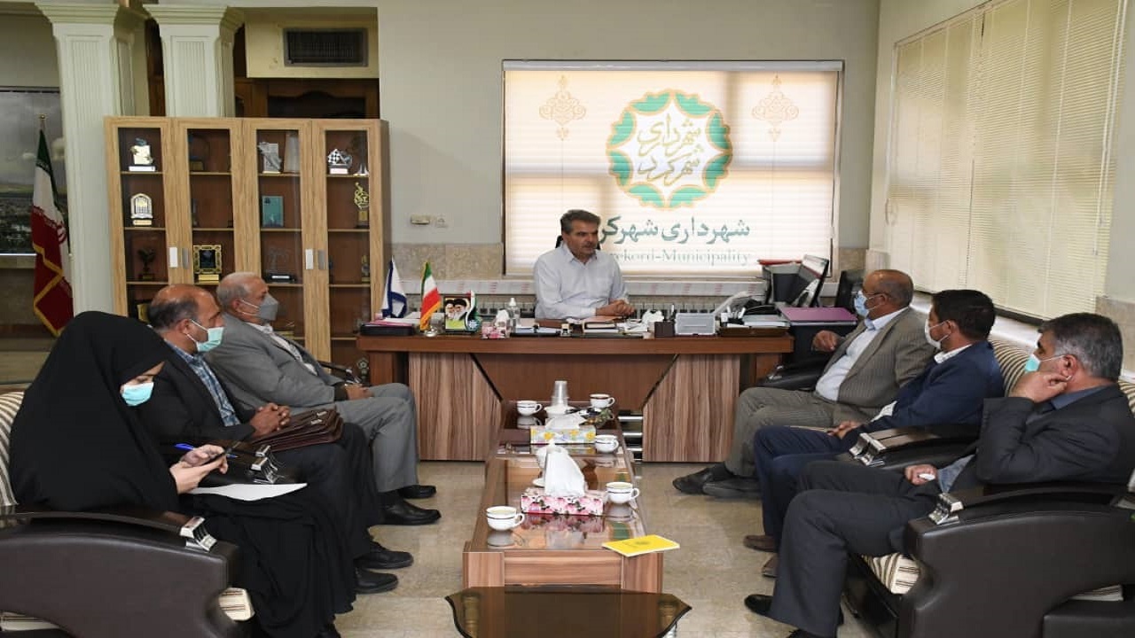 اجرای عملیات نخاله‌برداری و آسفالت جاده ارتباطی معادن سنگ‌شکن و کارخانجات شن و ماسه