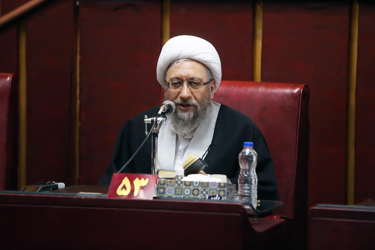 گرانی‌های سرسام آور، بسیاری از مواد غذایی را از سفره‌ها جمع کرد