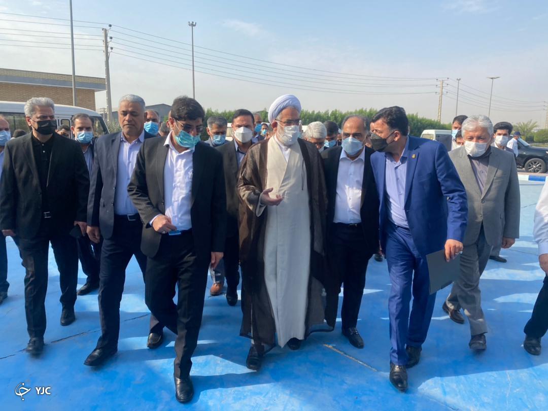 دادستان کل کشور وارد بندر امام خمینی شد + فیلم
