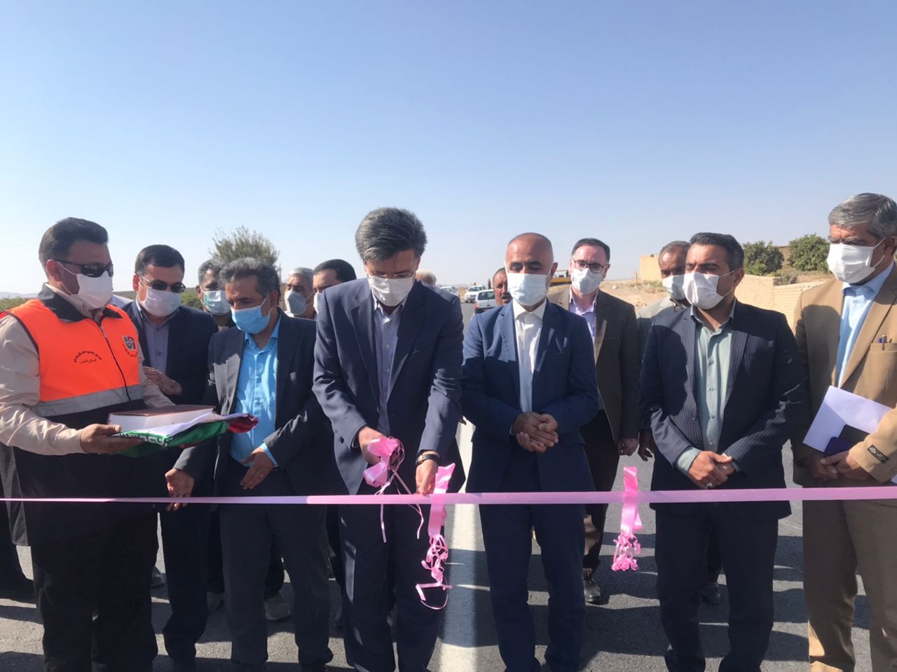 پل کهنکویه فسا با اعتبار ۴۰ میلیارد ریال افتتاح شد