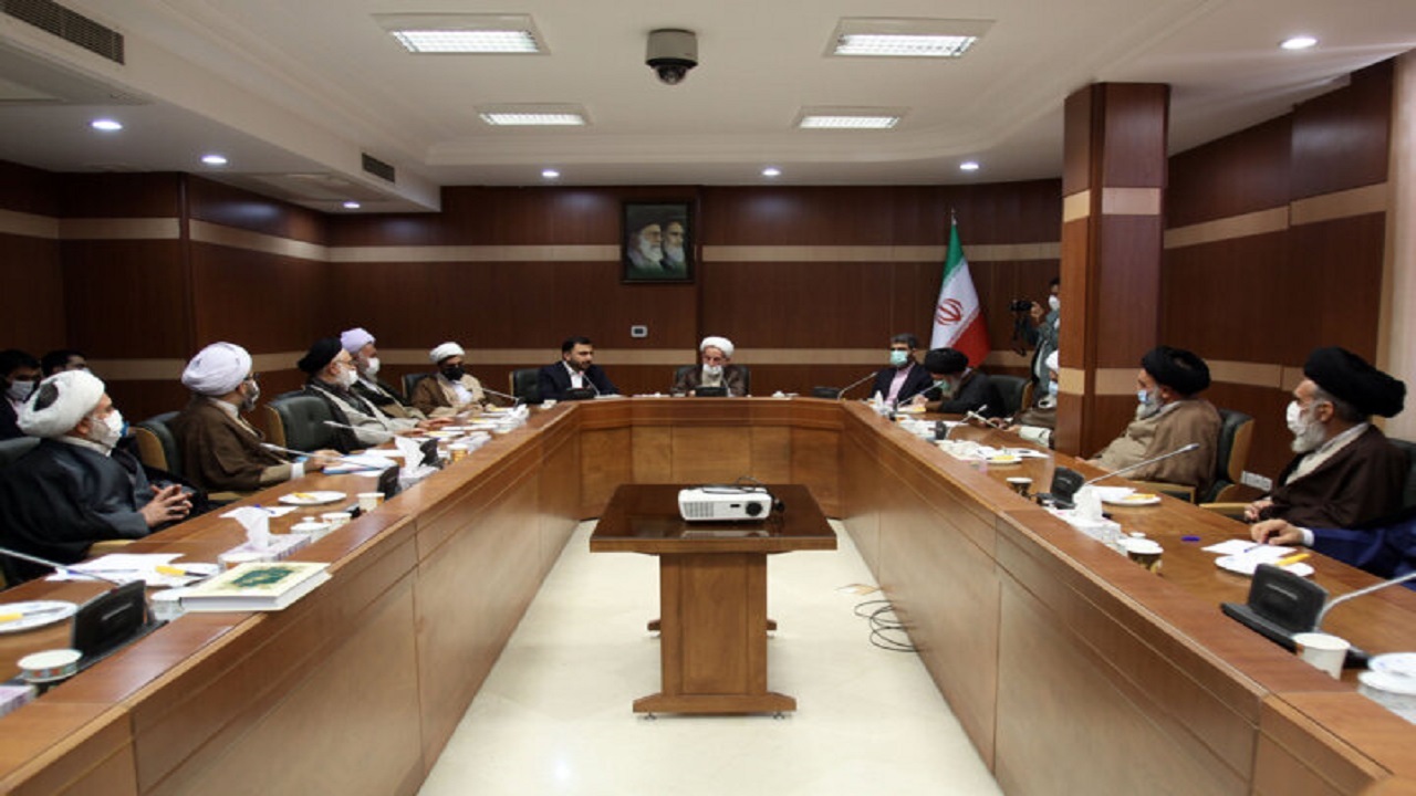 مسائل فضای مجازی در ایران هنوز حل نشده است