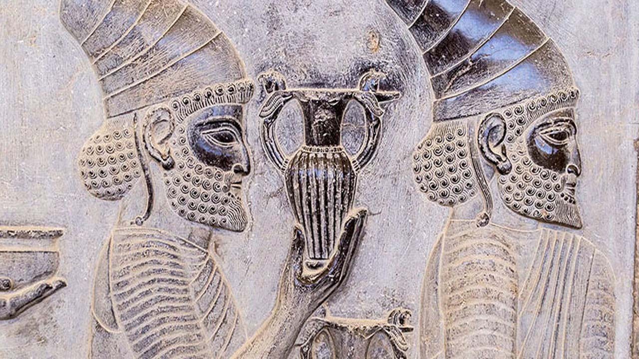 آداب خواستگاری ایرانی‌ها در دوران باستان چگونه بوده است؟