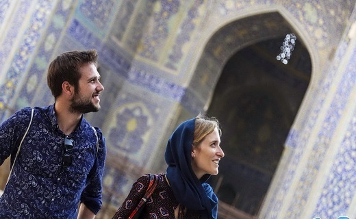 گردشگران در اصفهان