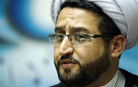 دولت قبل خزانه خالی را تحویل رئیسی داده‌ است