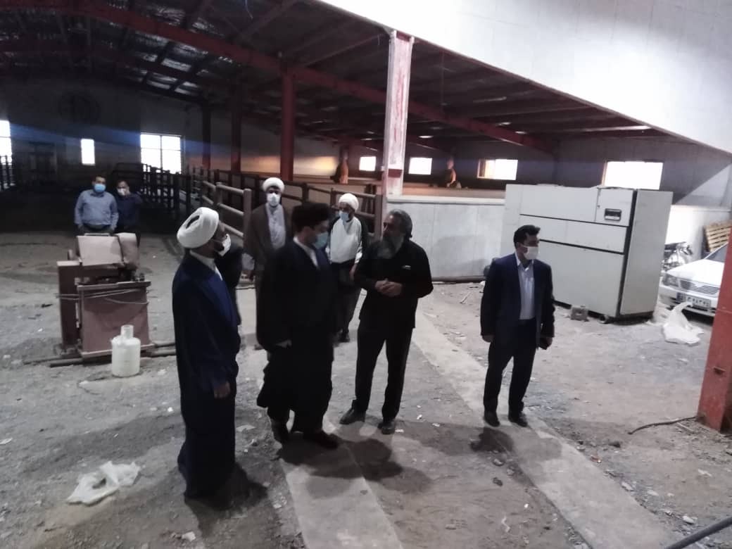 بازدید مسئول حوزه نمایندگی ولی فقیه در سازمان دامپزشکی کشور از یک طرح بزرگ در کرمان