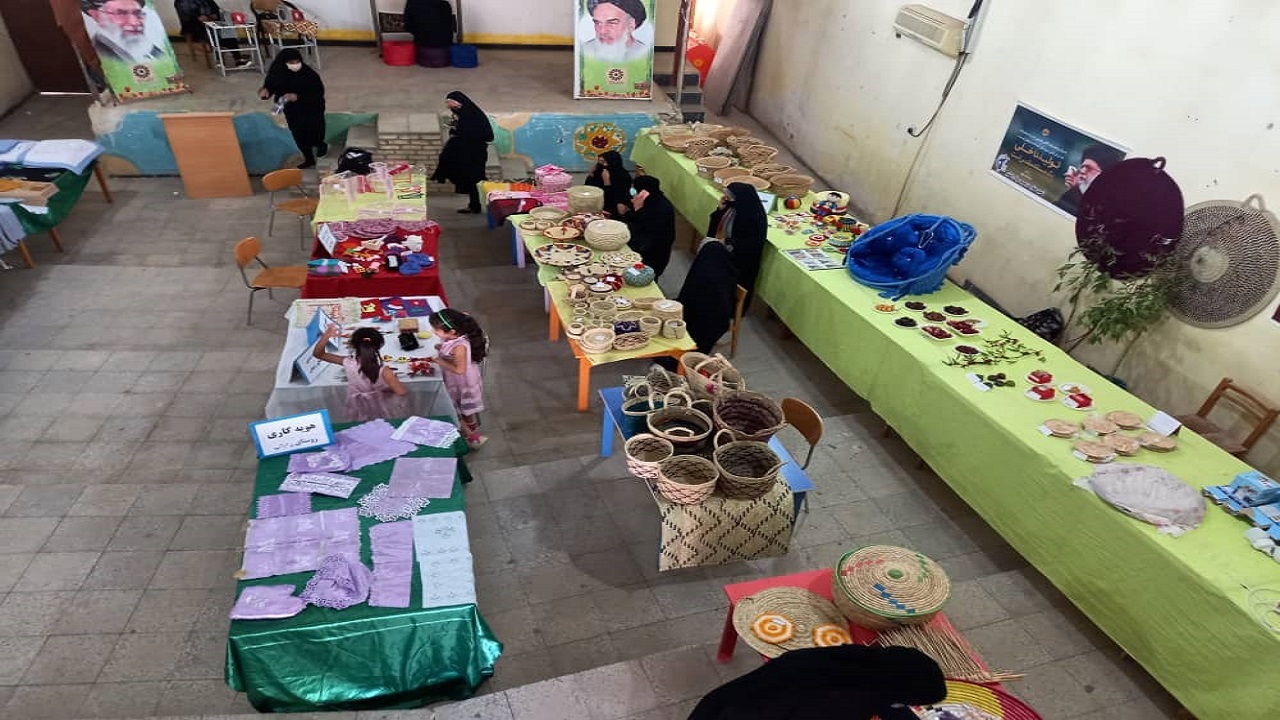 برپایی نمایشگاه اقتصاد مقاومتی برای حمایت از کارآفرینان رامشیر