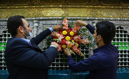 ضریح حرم حضرت معصومه(س)گل آرایی شد +تصاویر
