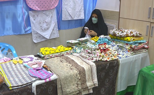 کرونا نتوانسته است مانع فروش صنایع دستی شود