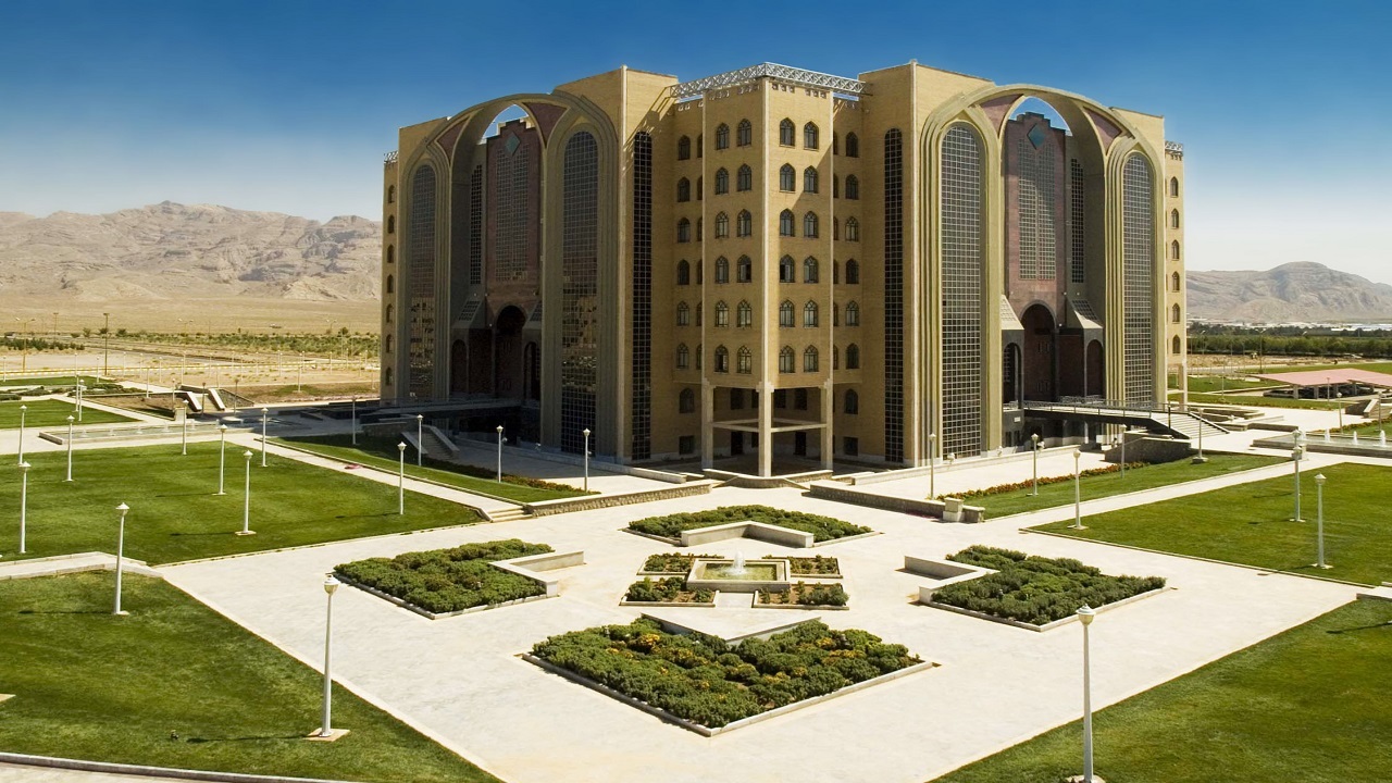 ماجرای تخریب دیوار دانشگاه آزاد نجف آباد چه بود؟