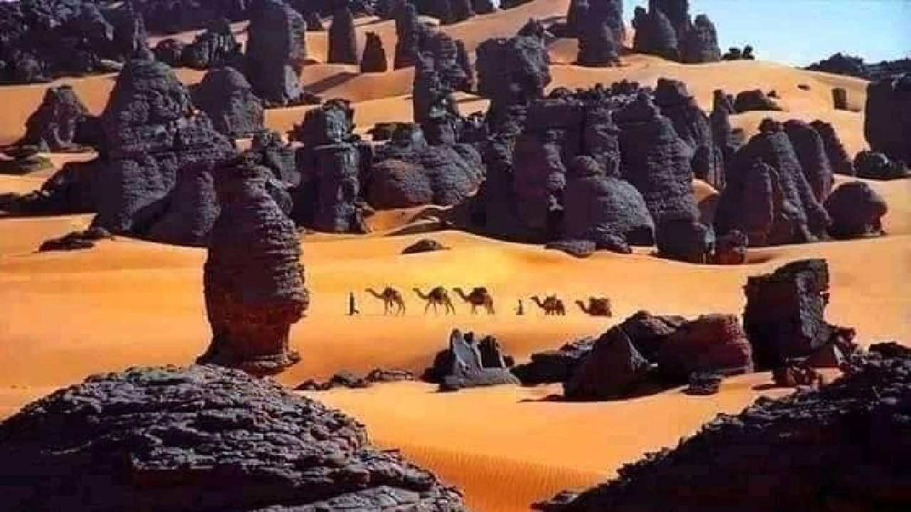 شهری اسرارآمیز که ورود به آن بازگشتی ندارد/ آشنایی با مخفیگاه گنج جن‌ها و پاتوق جادوگران!