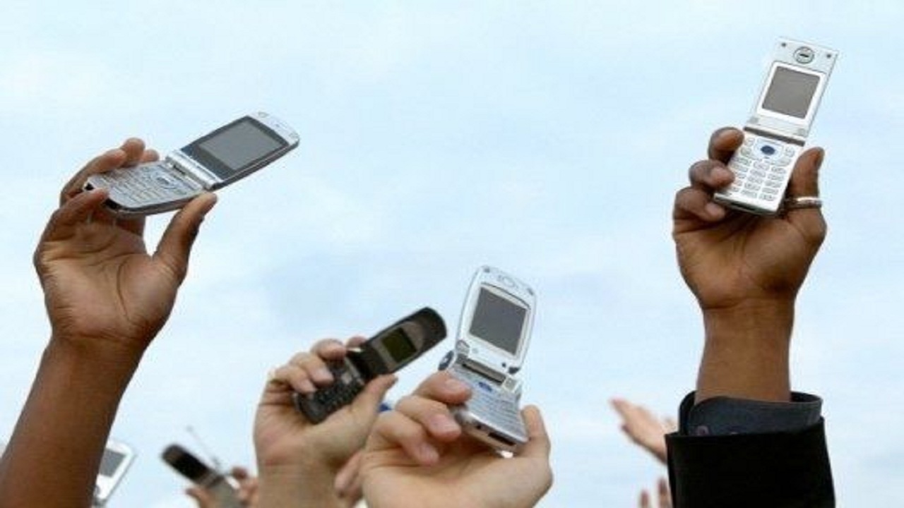 گلایه ریگانی‌ها از اختلال در سیستم آنتن دهی ۳ روزه تلفن همراه